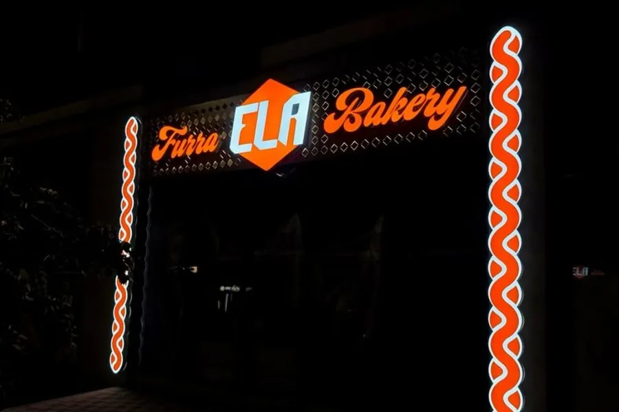 Illuminated signs: Furra ELA Bakery